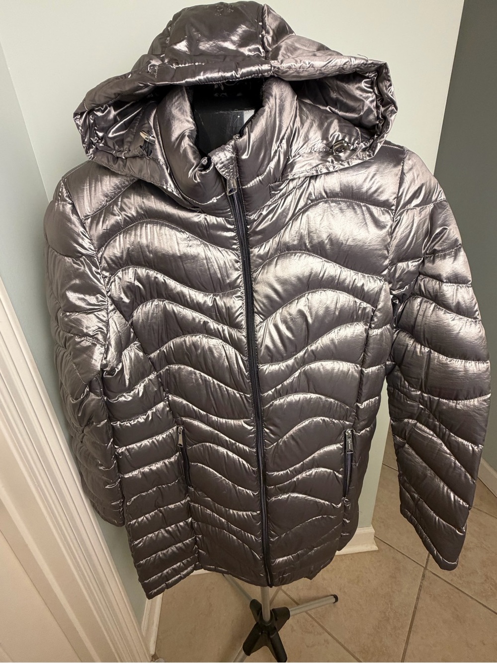 Andrew Marc Metallic Gray Premium Down Hooded Puffer Coat L